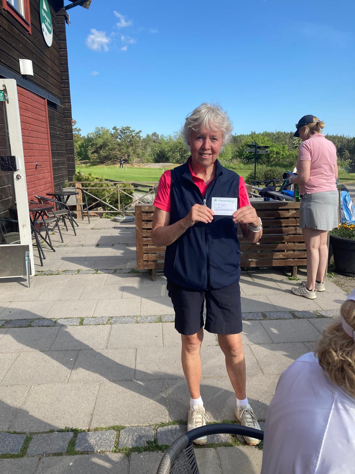 Inger N Damgolfen 3Juni